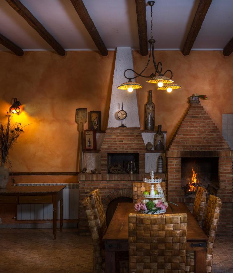 La Perla Nera B&B Nissoria Ngoại thất bức ảnh